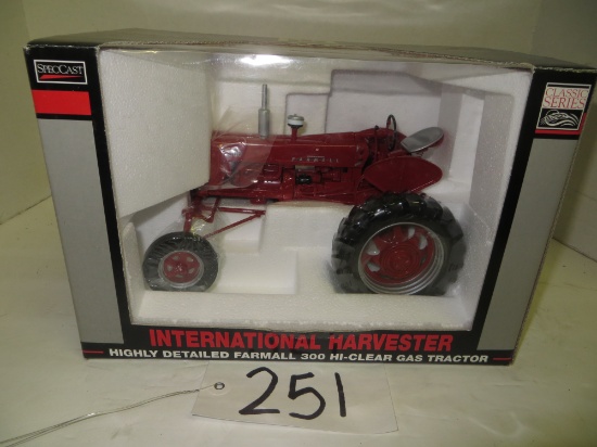 Farmall 300 Hi Clear Gas Tractor, Highly Detailed, Spec Cast