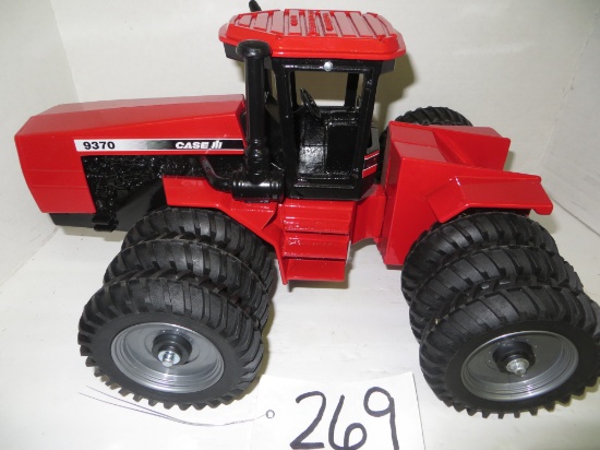 CIH 9370 w/triples, 1995 Heritage Collection, ND., Scale Model