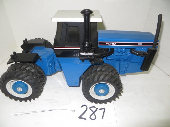 Ford 1156 Verstile w/duals 4WD, Scale Model