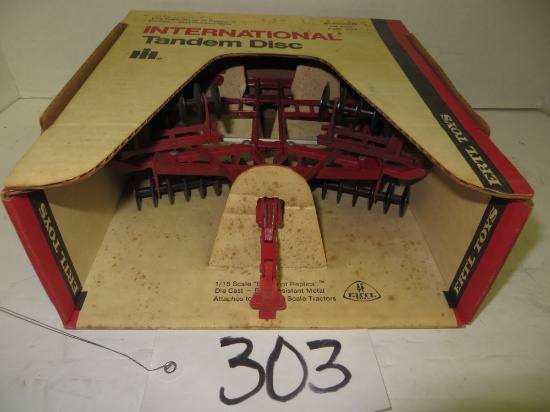 IH Tandem Disc, Ertl