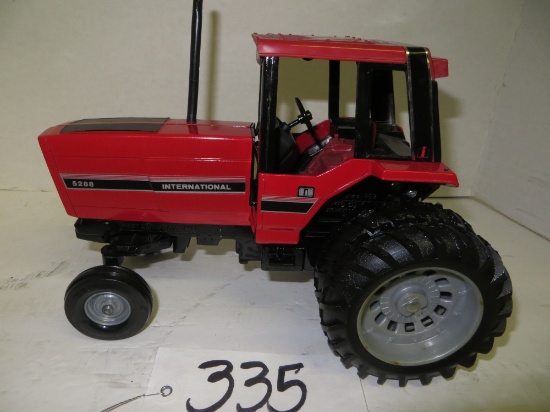 IH 5288 w/duals, no box, Ertl