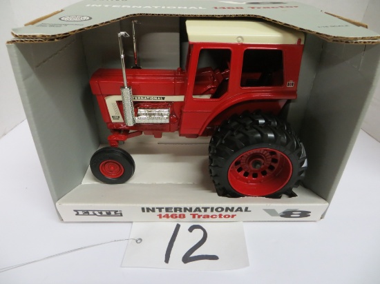 IH 1468 V8 w/duals, 1993 2md in series of 4, Ertl