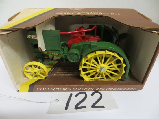 JD Model R Waterloo Boy, LE, Ertl