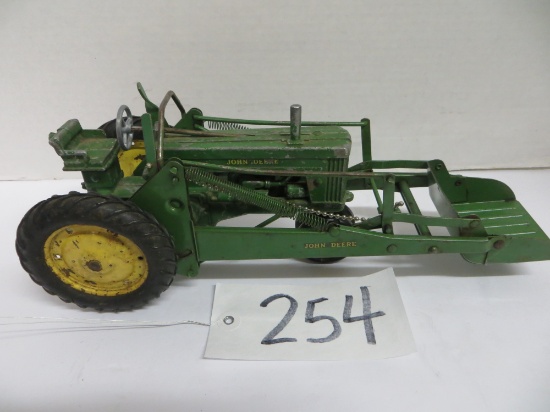 Eska	JD Tractor w/ Loader Trip Bucket