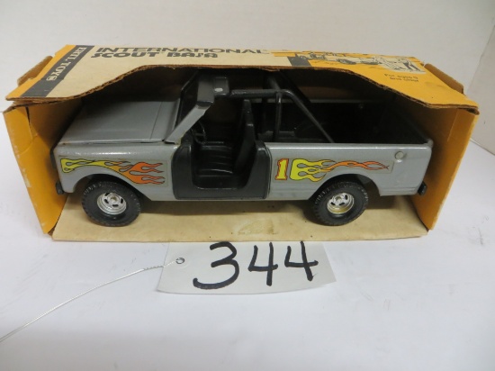Ertl 	International Scout Baja Truck