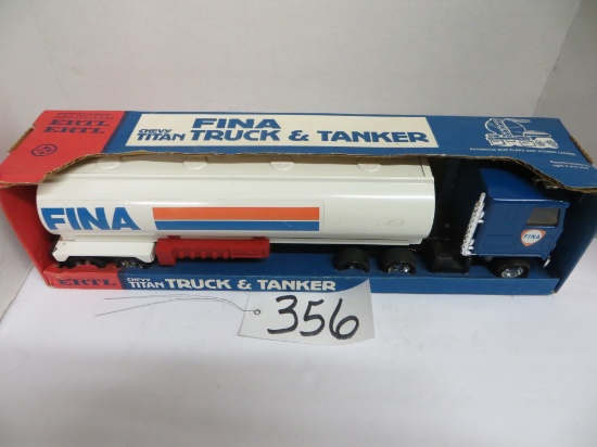 Ertl	Chevy Titan Truck & Tanker Fina