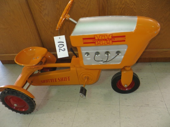 AMF Minneapolis Moline, Shuttle Shift, bullet nose, 1950's repaint