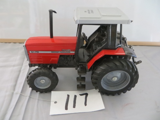 Massey Ferguson 6170 Dynashift, Louisvill Farm Show 1996 n/b