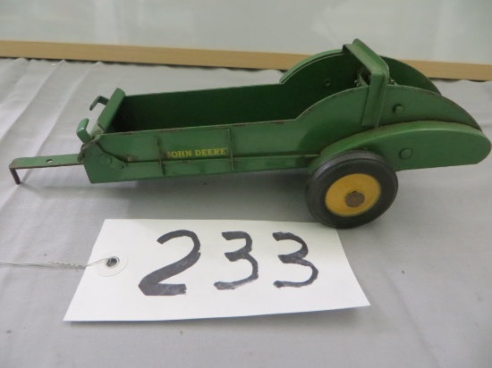 Tru Scale JD manure spreader
