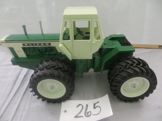 SM Oliver 2455 White Diesel, 2003 Louiville, KY Show, w/duals