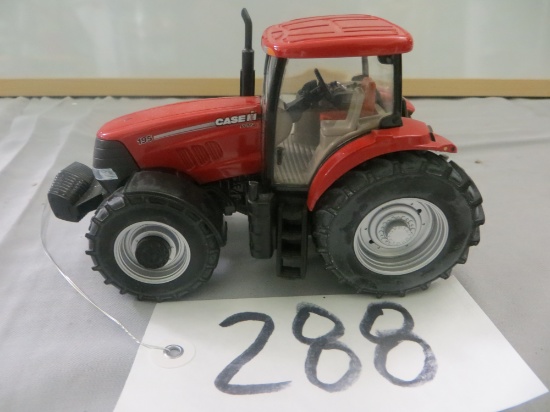 Ertl CIH 195 Puma tractor  1/32"