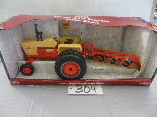 Ertl Case 970 Tractor with plow