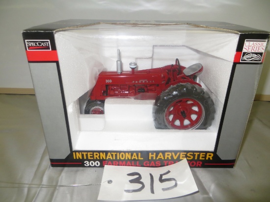 Spec Cast International Harvester 300 Farmall Gas Tractor
