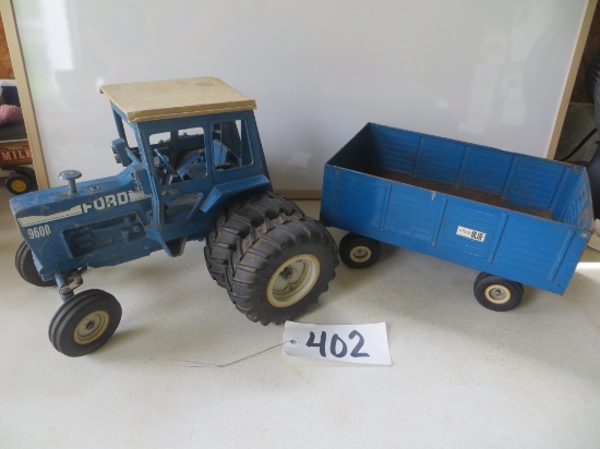 Ertl	9600 Ford w/duals and The Big Blue barge wagon	played w/condition