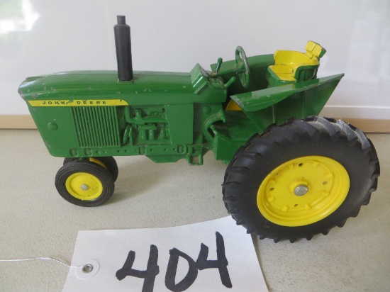 Ertl	JD 3020 w/nf and square fenders, nb