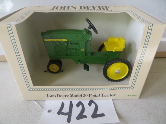 Ertl	JD 20 Pedal Tractor