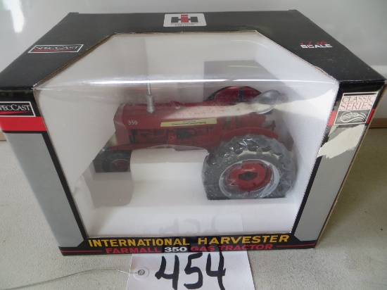 SC	International Harvester 350 Gas Tractor