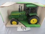 Ertl JD 4955 MFWD tractor