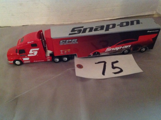 Volvo semi and enclosed trailer, Snap On