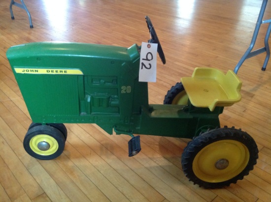 JD 20 Pedal tractor, made in 1965, restored