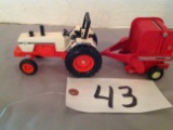 Case 1690 w/IH 2400 baler		1/32 scale