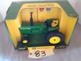JD 4320 	Ertl