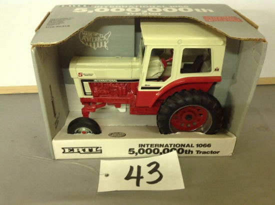 International 1066 5,000,000th tractor	Special Edition	Ertl