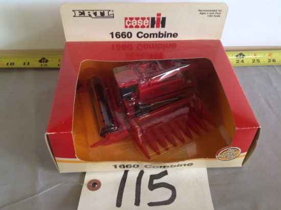 IH 1660 combine w/both heads		Ertl	1/64 scale