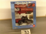 CIH 3 pc Farm Toy Set w/battery powered tractor w/action imp		Ertl	1/32 scale