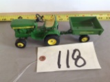 JD 140 LGT w/wagon		Ertl	1/16 Scale