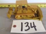 Flat Allis 41-B bull dozer & ripper	made in W Germany		1/32 scale