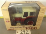 International Harvestor 1066  Iowa Member Collectors #5		Ertl