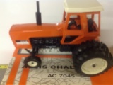 AC 7045 w/duals  	The Toy Tractor Times Anniversary 2002	Ertl