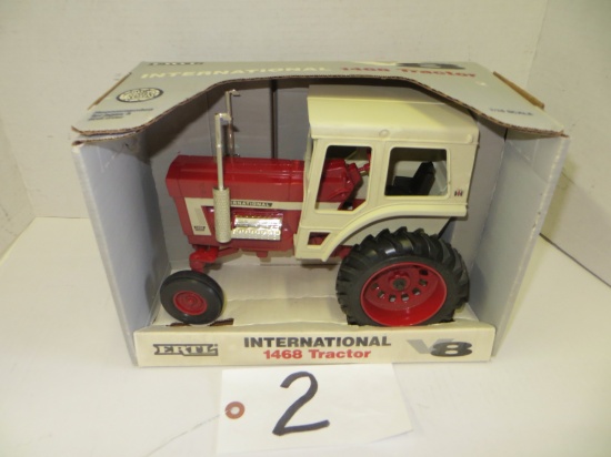 Ertl  IH 1468 V8  1993 1st in series of 4 Limited Edition