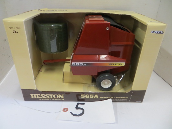 Ertl  Hesston 565A round baler