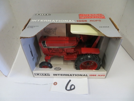 Ertl  IH 1066 Rops Special Edition March 1991