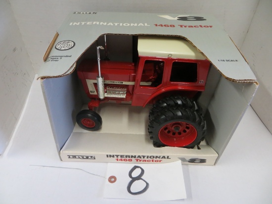 Ertl  IH 1468 V w/duals 1993 2nd series of 4 Limited Edition