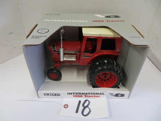 Ertl  IH 1568 V8 w/duals 1994 4th of 4 Limited Edition