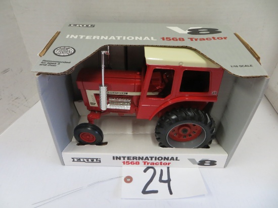 Ertl	IH 1568 V8 1994 3rd in series of 4 Limited Edition