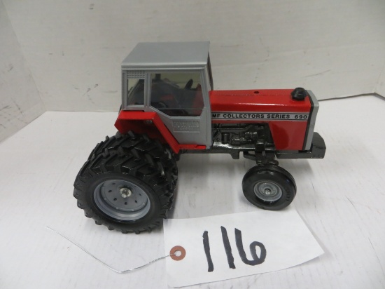 Ertl	MD 690 Collectors Series w/duals Special Edition