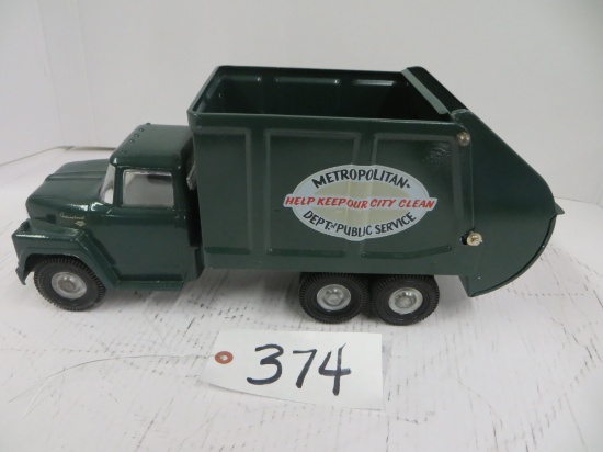 Ertl	International Metropolitan Garbage Truck