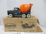 Structo	Cement Mixer Truck w/live action
