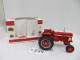 Scale Model	Farmall 806 Special Edition 2003 Ontario