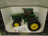 Ertl	JD 8520 Collector Edition