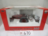 Spec Cast	IH 300 w/sprayer  2009 Summer Farm Toy