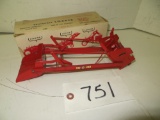 Tru Scale 	Loader w/box