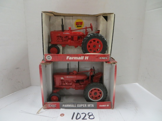 Ertl	Farmall H & Farmall Super M-TA
