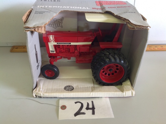 Ertl	IH 100 ROPS Special Edition 1991 Edition
