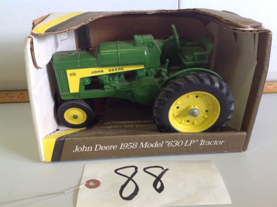 Ertl	JD 1958 Model 630 LP