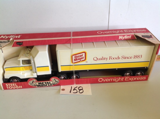 Nylint	Oscar Mayer Peterbilt cab  w/trailer  Overnight Express